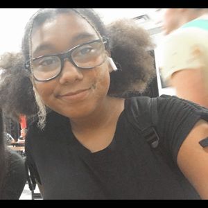 Meet your Posher, Carlee